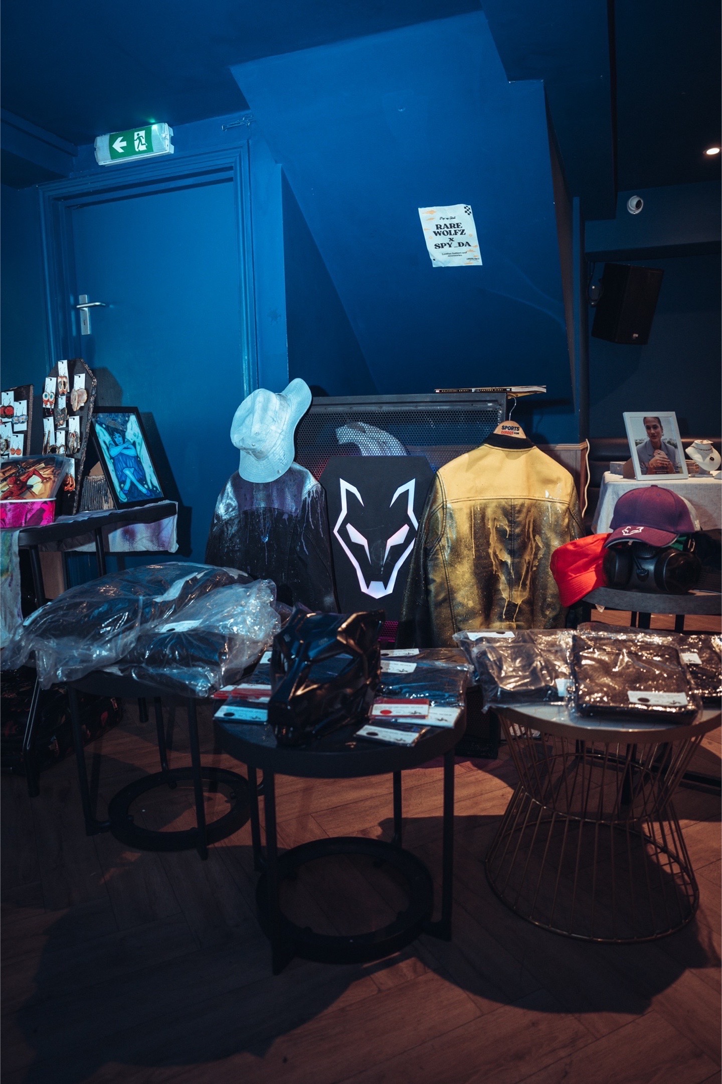 Rare Wolfz gallery photo 4